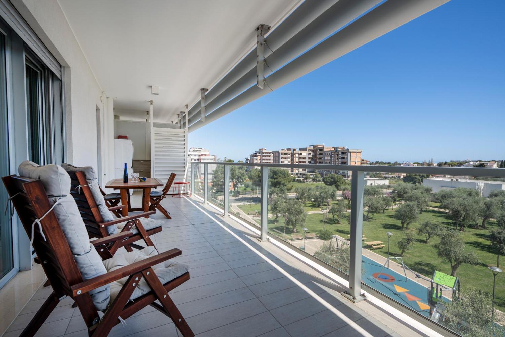 Apartamento Kind Park - Sleek With Terrace & Parking